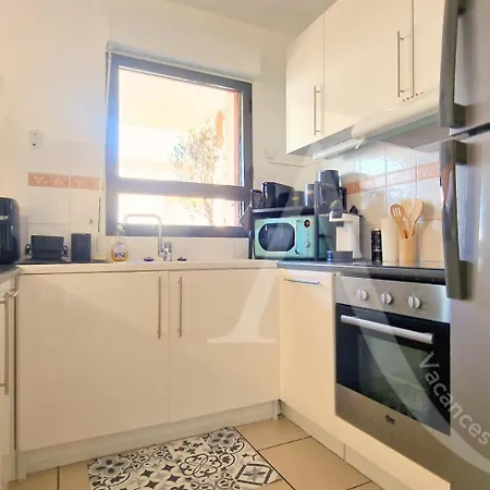 Apartamento 012 Grand T3 Avec Clim, Garage, Piscine, Wifi